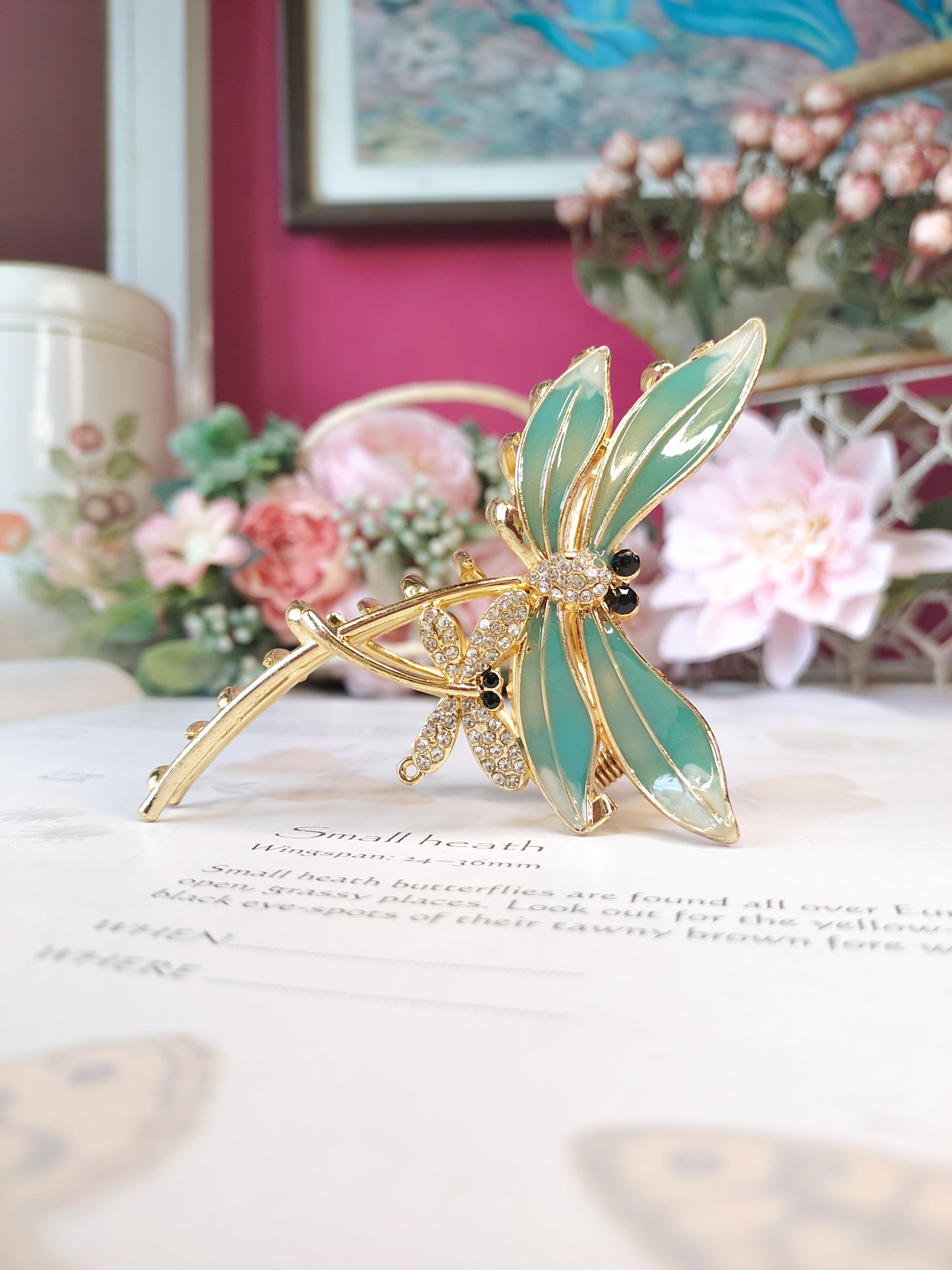 Dragonflies in the Wind // Elegant Claw clip