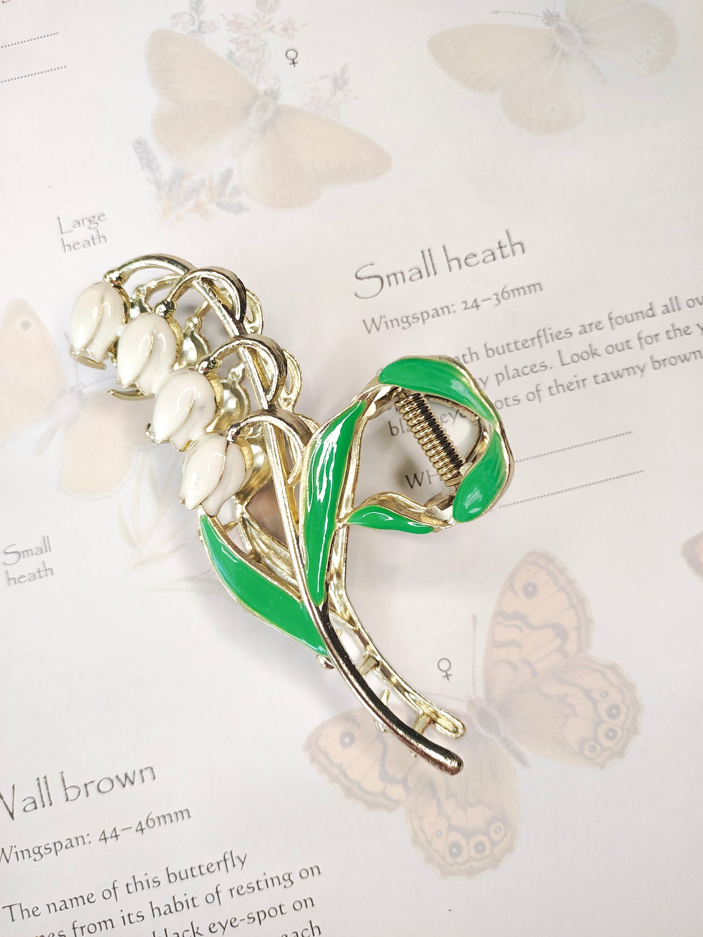 Lily of the Valley // Elegant Claw clip