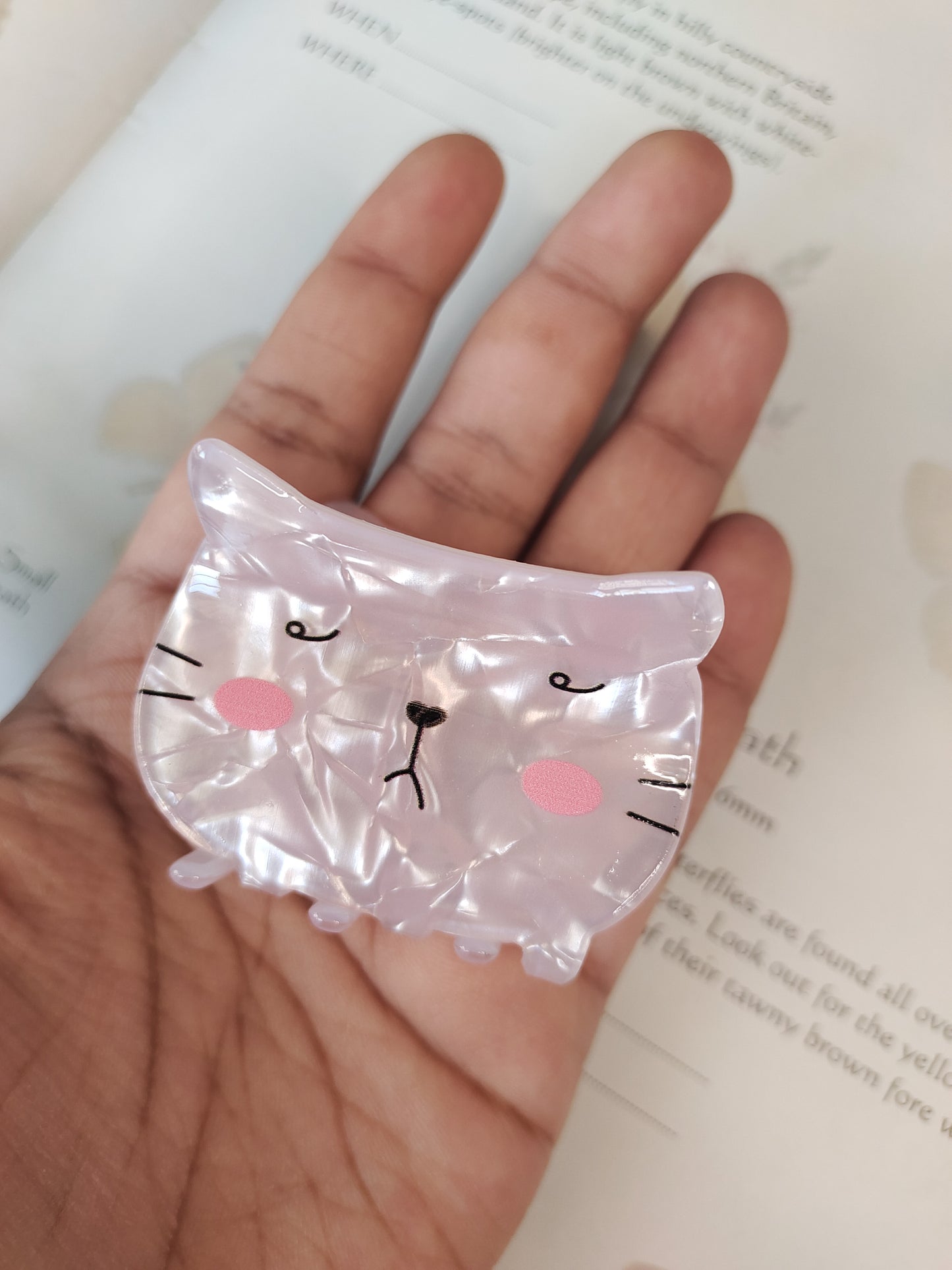 Sleepy Lavender Cat // Claw Clip