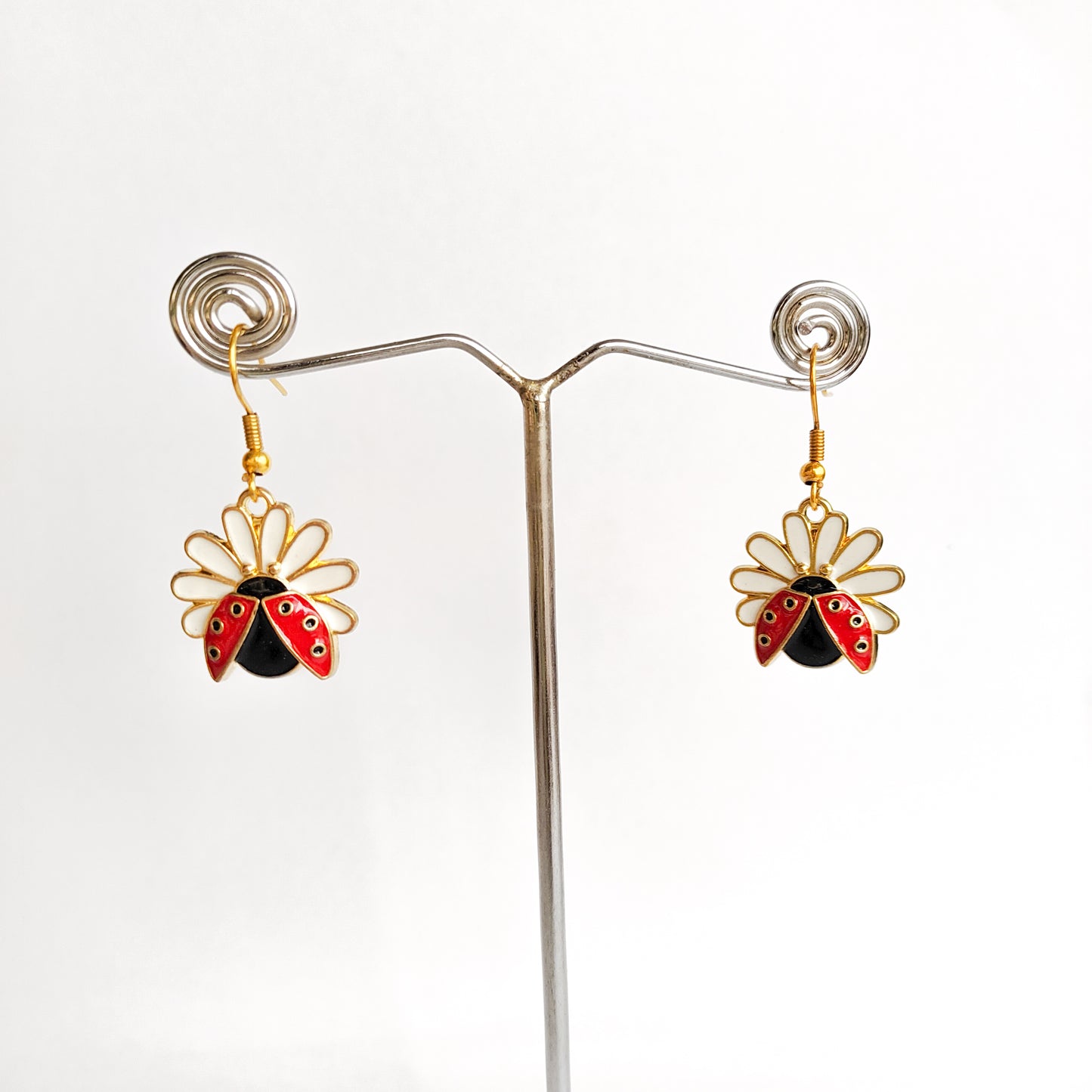 Ladybugs on Daisies Earrings