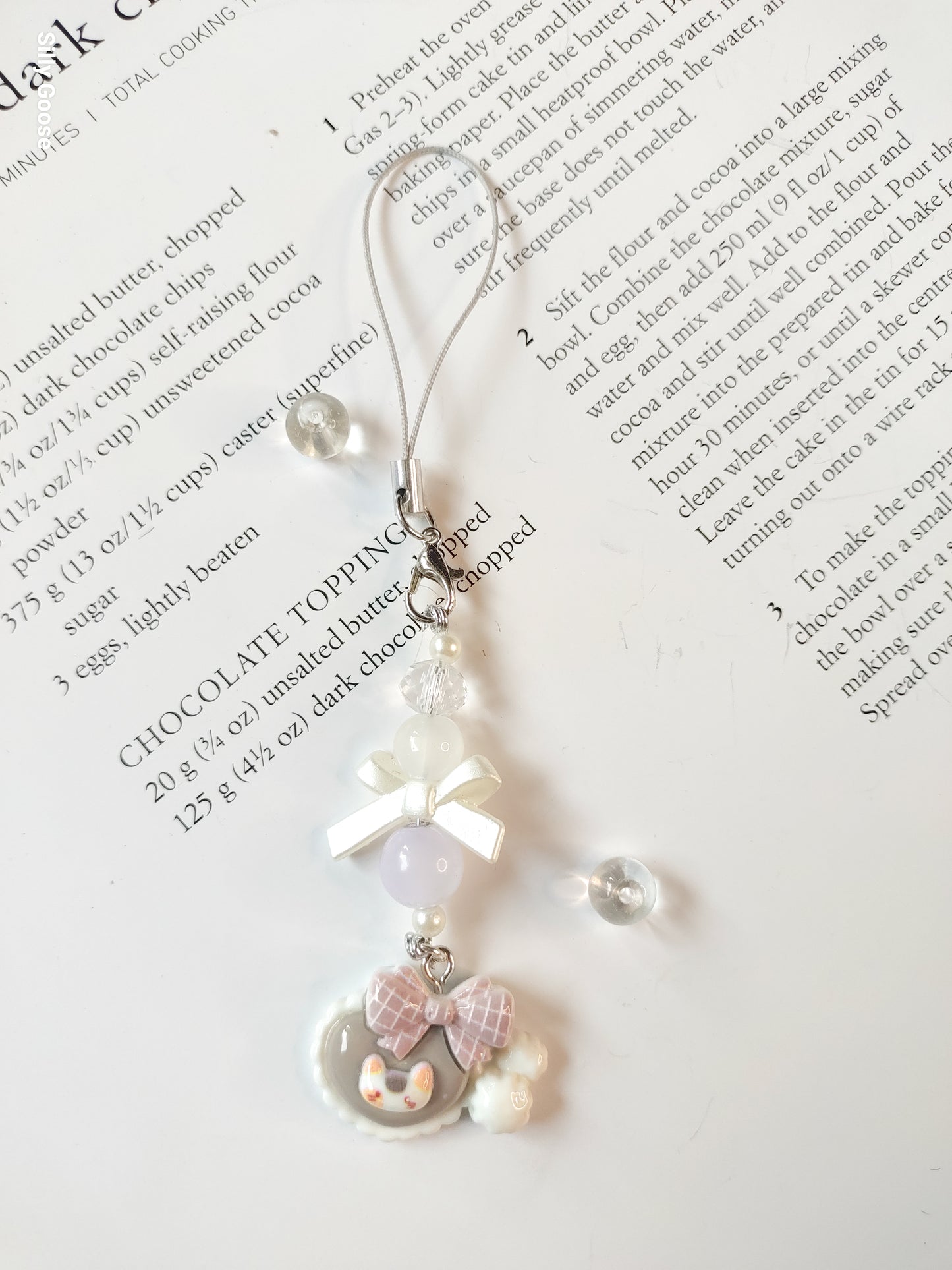 Grey Frilly Kitty | Charm