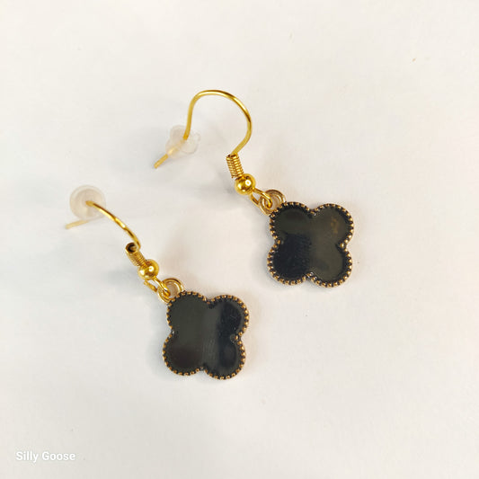 Black Clover | Earrings