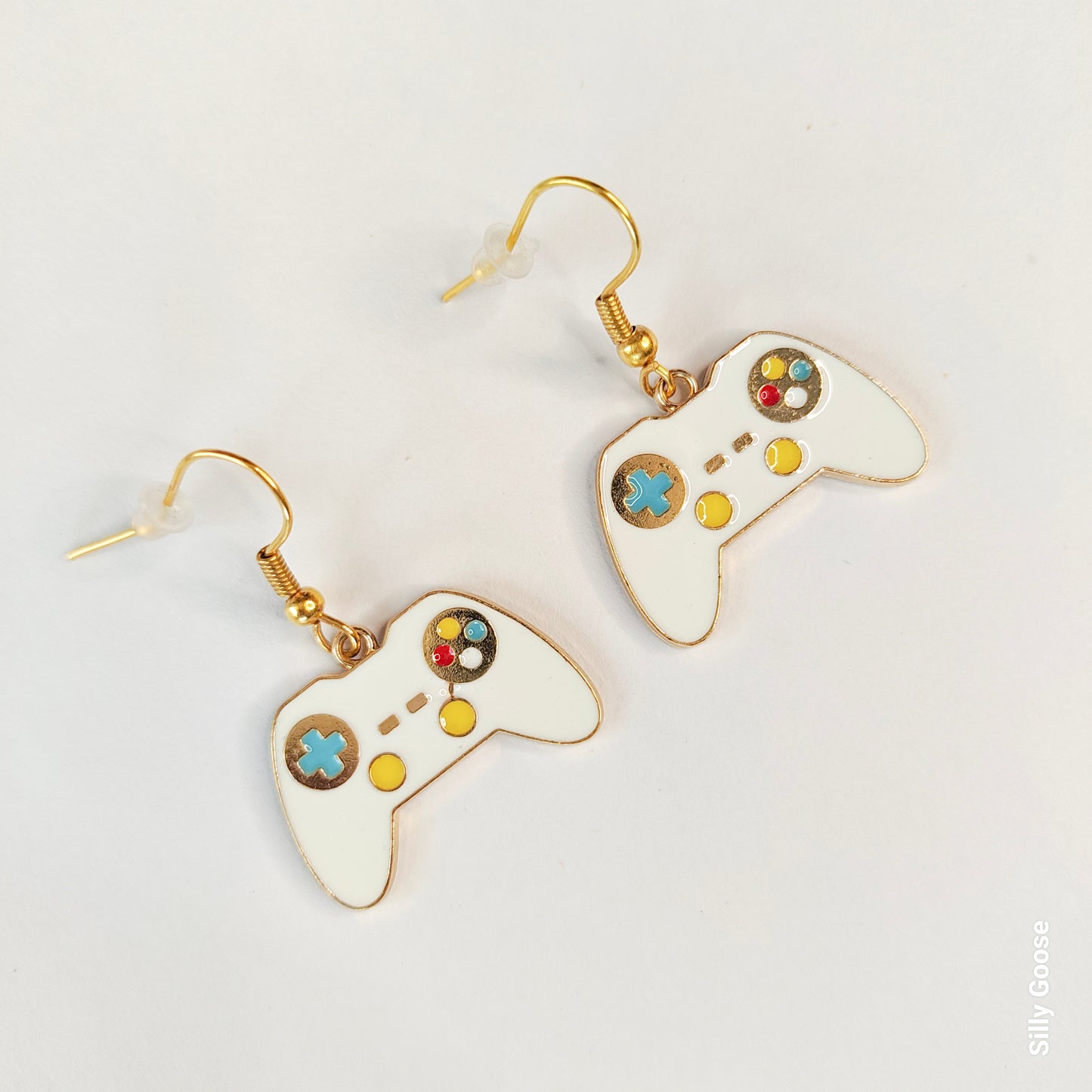 White Console | Earrings