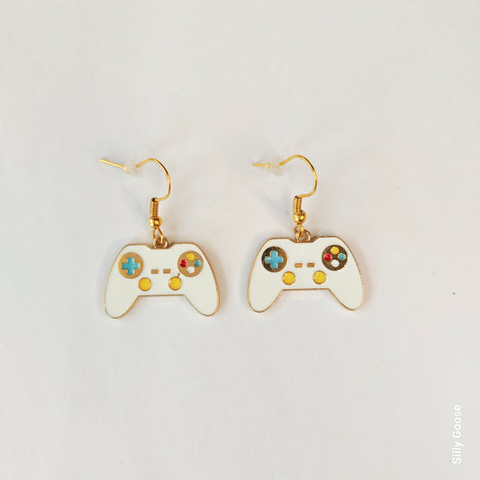 White Console | Earrings